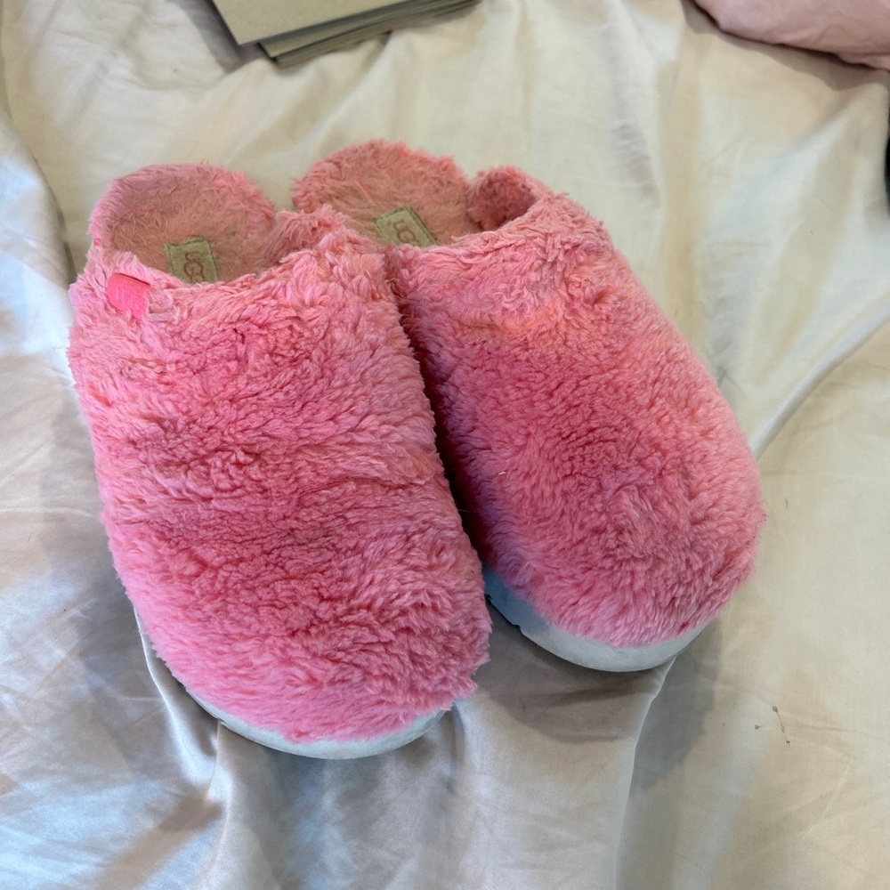 Ugg slippers